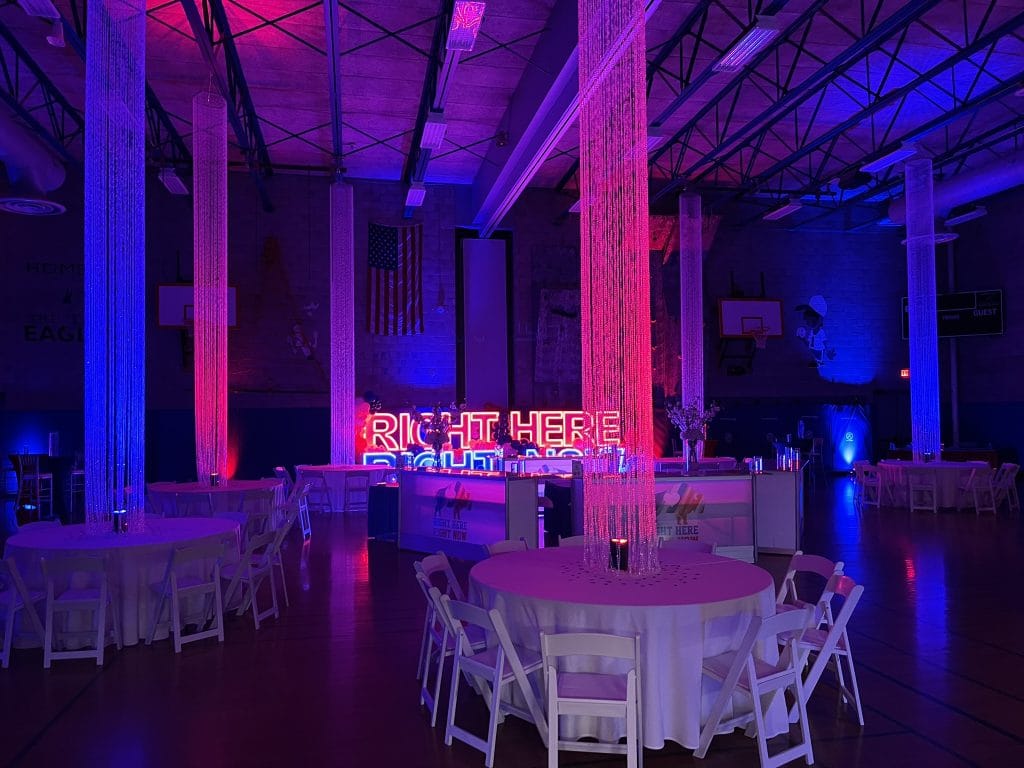 DJ-Sensedog-professional-lighting-wireless-uplighting-buffalo-bills-football-theme-table